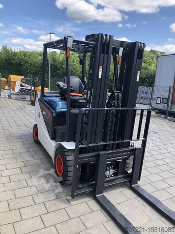 Electric - 4 wheels Bobcat B30 NS Neugerät Garantie