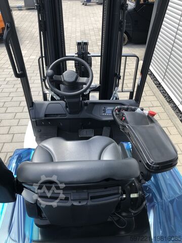 Electric - 4 wheels Bobcat B30 NS Neugerät Garantie