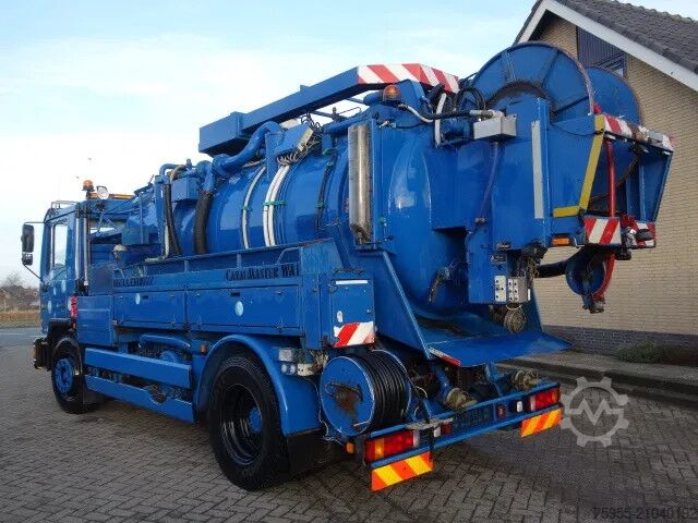 Suction vehicle MAN 18-272 MANUAL POMP 6 CIL VACUUM TOILET TRUCK