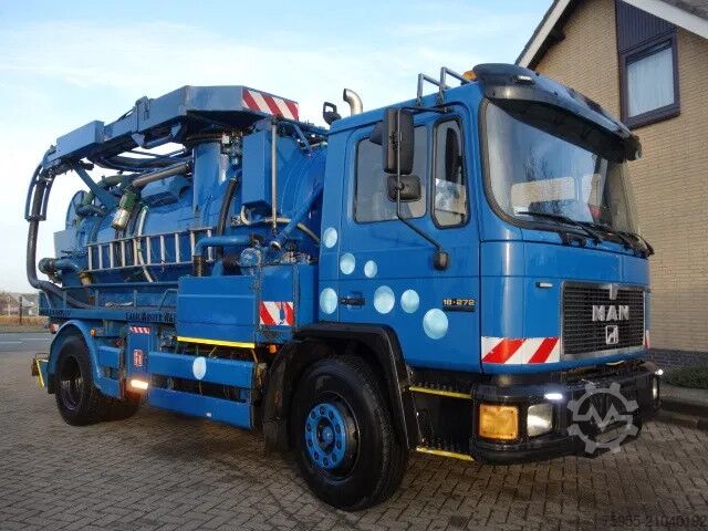 Suction vehicle MAN 18-272 MANUAL POMP 6 CIL VACUUM TOILET TRUCK