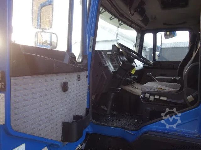 Suction vehicle MAN 18-272 MANUAL POMP 6 CIL VACUUM TOILET TRUCK