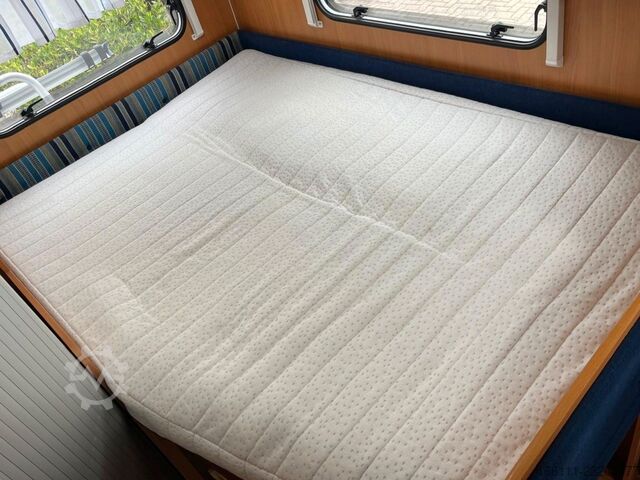 Semi-integrated camper BÜRSTNER T 640 - Festbett - Klima -  -