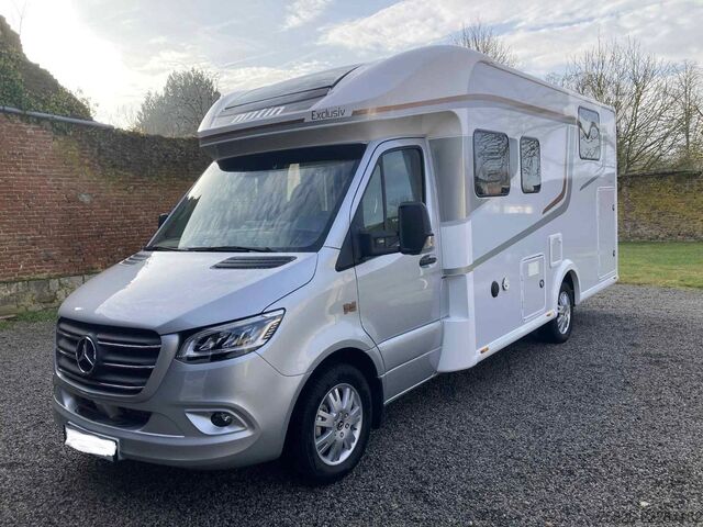 Semi-integrated camper NOTIN Ostrava  CF