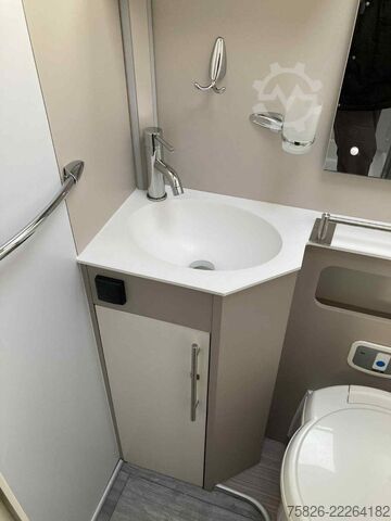 Semi-integrated camper NOTIN Ostrava  CF