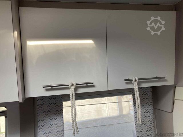 Semi-integrated camper NOTIN Ostrava  CF