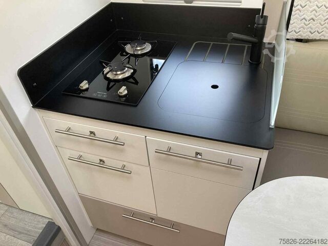 Semi-integrated camper NOTIN Ostrava  CF