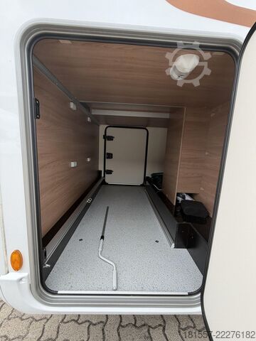 Teilintegriertes Wohnmobil BÜRSTNER Lyseo TD 690 G Isofix, elekt. Hubbett,L-Sitzgr.