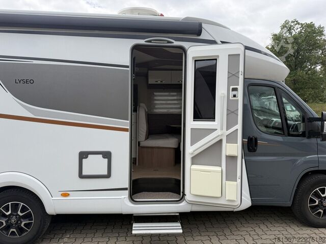 Teilintegriertes Wohnmobil BÜRSTNER Lyseo TD 690 G Isofix, elekt. Hubbett,L-Sitzgr.
