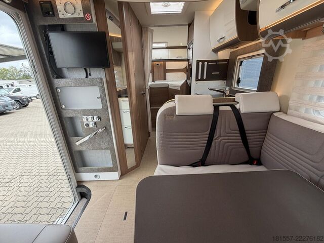 Teilintegriertes Wohnmobil BÜRSTNER Lyseo TD 690 G Isofix, elekt. Hubbett,L-Sitzgr.