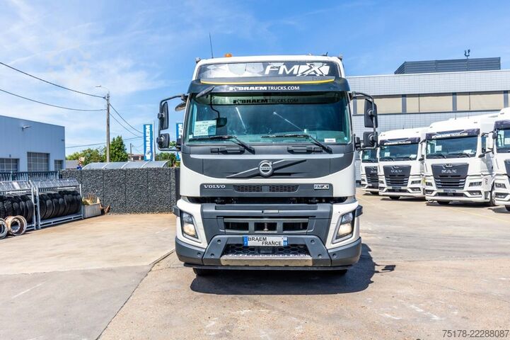 Standard tractor VOLVO FMX GLOB 460+HYDR