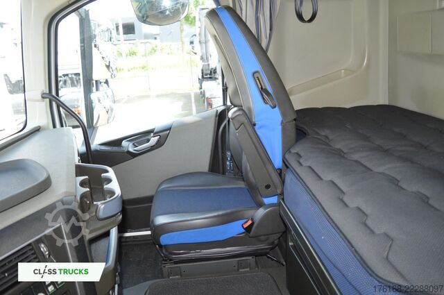 Standard tractor unit VOLVO FH 460 XL i-Save I-ParkCool ACC S-Skirts