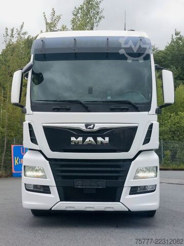 Standard tractor unit MAN TGX 18.500 XXL-INTARDER-2 Tanks- NAVI- TOP