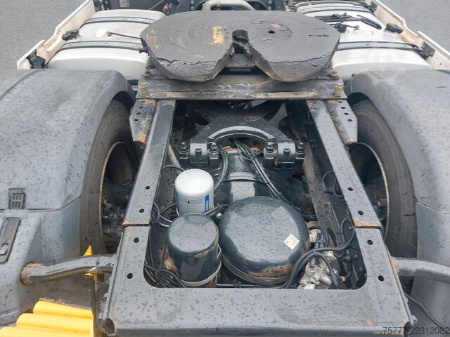 Standard tractor unit MAN TGX 18.500 XXL-INTARDER-2 Tanks- NAVI- TOP