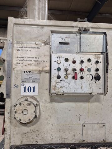 Hydraulic guillotine shear LVD MVS 50/6