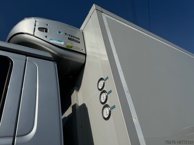 Refrigerated truck MAN TGM 18.290 T-1200 R SPECTRUM