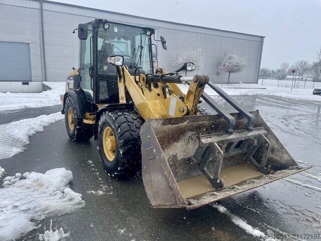 Radlader Caterpillar 906H