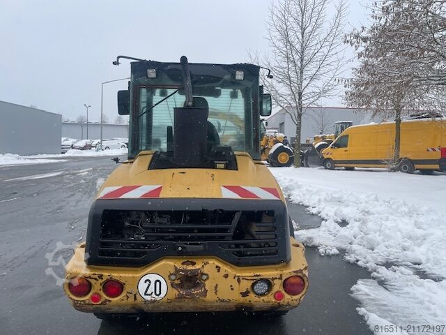 Radlader Caterpillar 906H