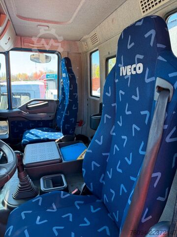 Flatbed truck IVECO Trakker 360 4x4 Pritsche Kran 27m AHK