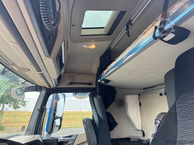 Beverage truck MERCEDES-BENZ ACTROS 2548 L / 2 x LBW / KOMPLETTZUG