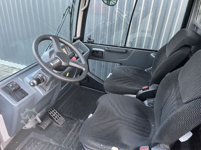 Schlepper Jungheinrich EZS7280