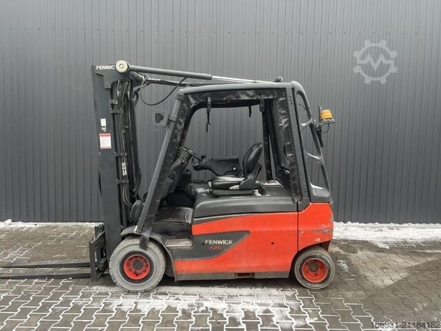 Elektro 4 Rad-Stapler Linde E25L-01