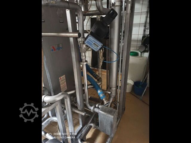 Used APV N35 Plate pasteurizer 10000Lh APV N35