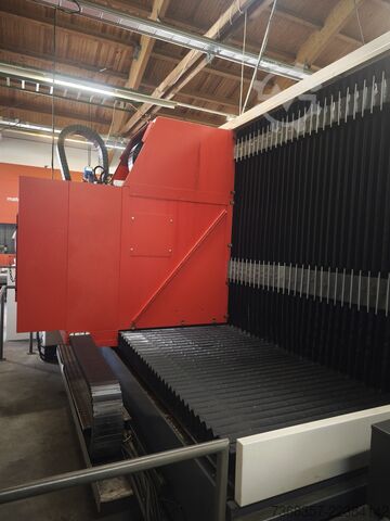Universal machining center Matec matec-30 HV
