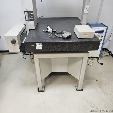 Coordinate measuring machine Mitutoyo EURO M547 