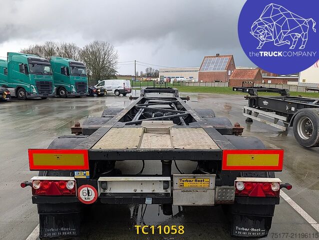 Containertransport Turbos Hoet Tank chassis Gooseneck
