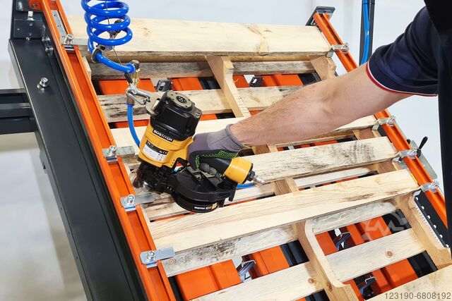 Pallet nailing machine PT-1900 Pneumatico PT-1900