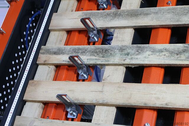 Pallet nailing machine PT-1900 Pneumatico PT-1900