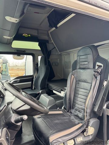 Standard SZM MAN TGX 18.440 XLX * RETARDER * 2 X TANK * TÜV * E6