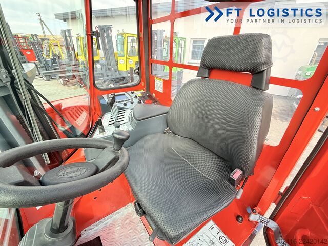 4-way forklift Combilift C3000ET TRIPLEX 5940 WIDE FORK POSITIONE