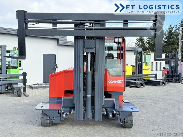 4-way forklift Combilift C3000ET TRIPLEX 5940 WIDE FORK POSITIONE
