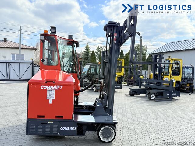 4-way forklift Combilift C3000ET TRIPLEX 5940 WIDE FORK POSITIONE