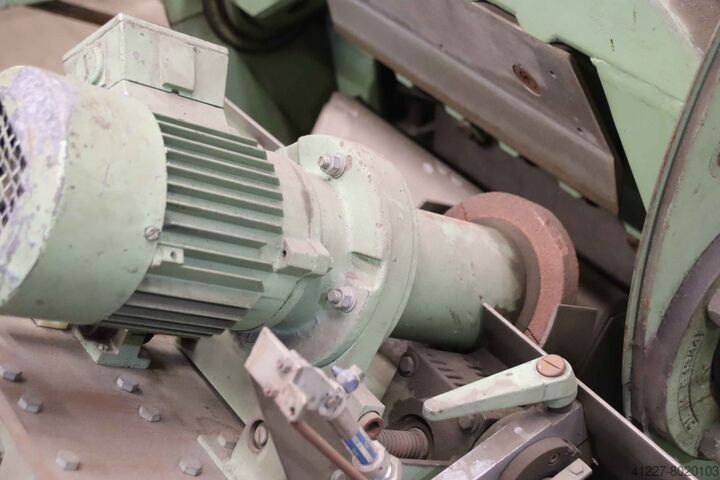 Tobacco cutting machine prototype Sagemüller 8 Messer, mit Schleifeinrichtung