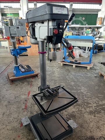 Column drilling machine Optimum B33Pro