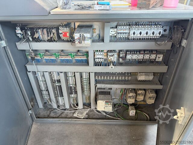 Fadenheftmaschine Smyth F 180 4D - 32