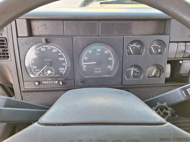 LKW mit Kofferaufbau IVECO EUROCARGO 100E21P