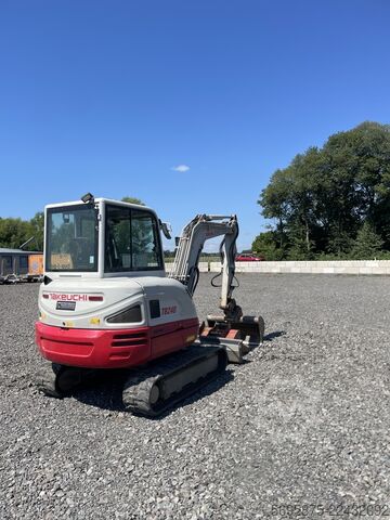 Minibagger Takeuchi TB 240