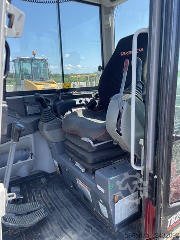Minibagger Takeuchi TB 240