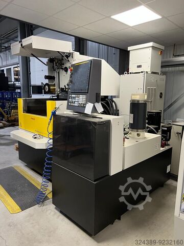 CNC wire eroding machine FANUC Alpha C 600 iB