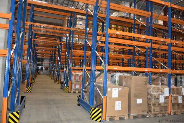 300 lfm Palettenregal Nedcon 300 lfm Palettenregal Nedcon H 6,5 m T 110 cm Auflast /Fach 3050 kg