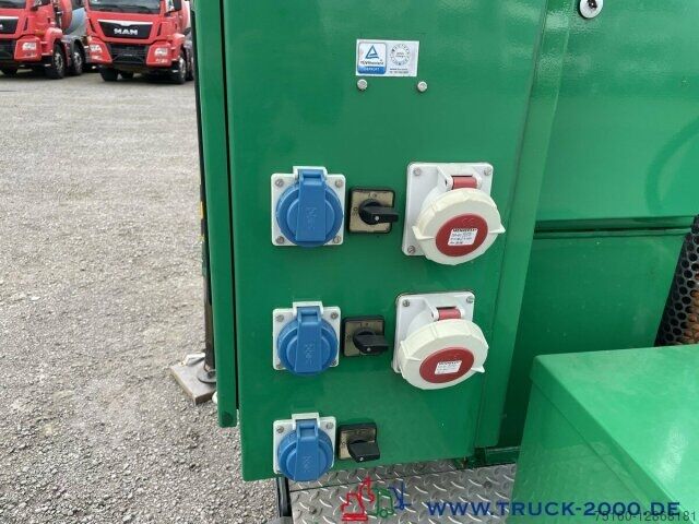 Trailer Lehmann Lichtmastanhänger + 20 kVA Stromerzeuger