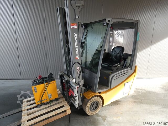 Elektro 3 Rad-Stapler Jungheinrich EFG 216 K