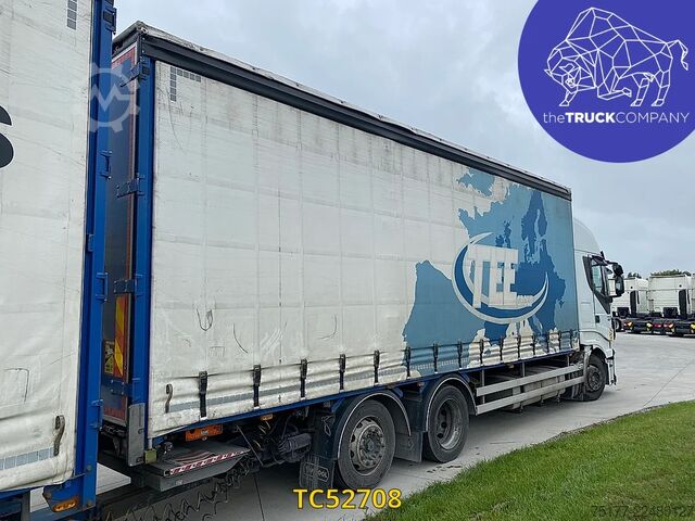 Sliding tarpaulin Iveco Stralis