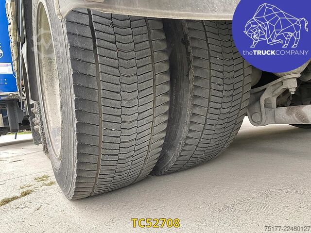 Sliding tarpaulin Iveco Stralis