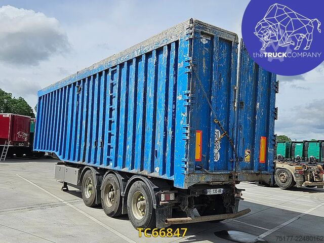Tipper Kaiser benne transport ferrail