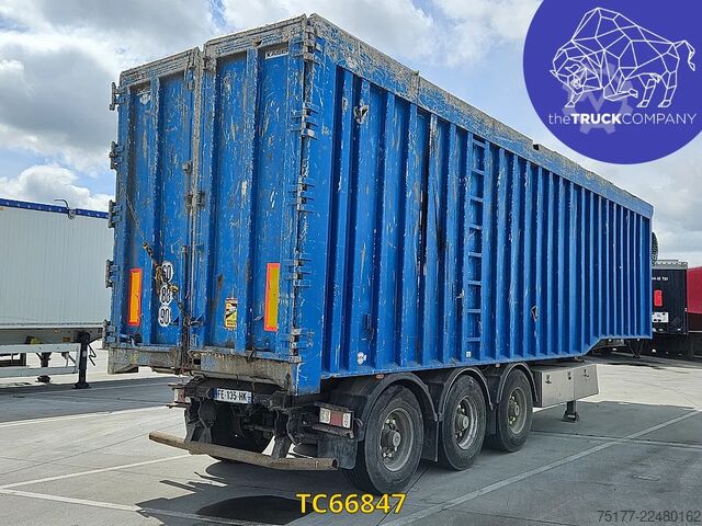 Tipper Kaiser benne transport ferrail