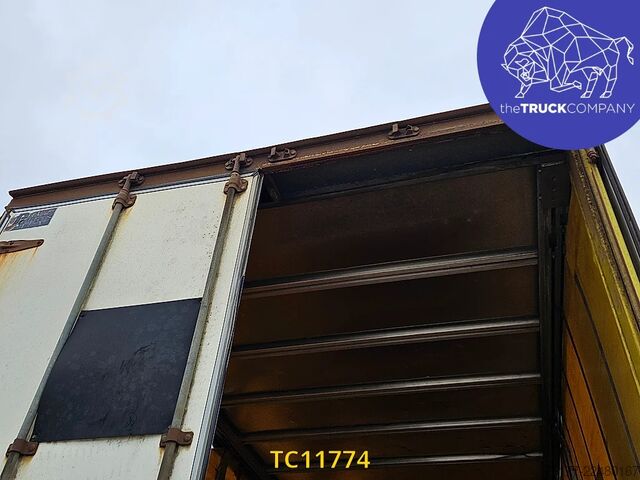 Sliding tarpaulin MAN TGS 400